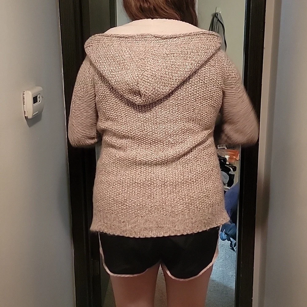Like New, Knitted Fleece Cardigan - Picture 2 of 5